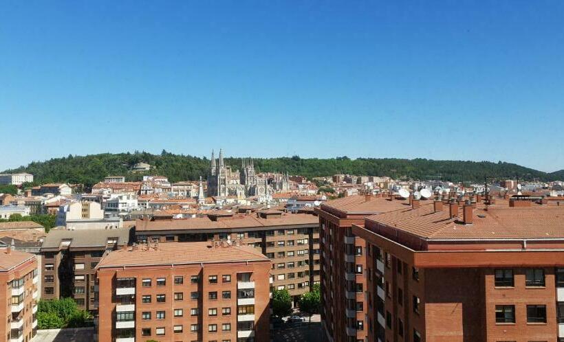 اتاق لوکس, Rice Bulevar