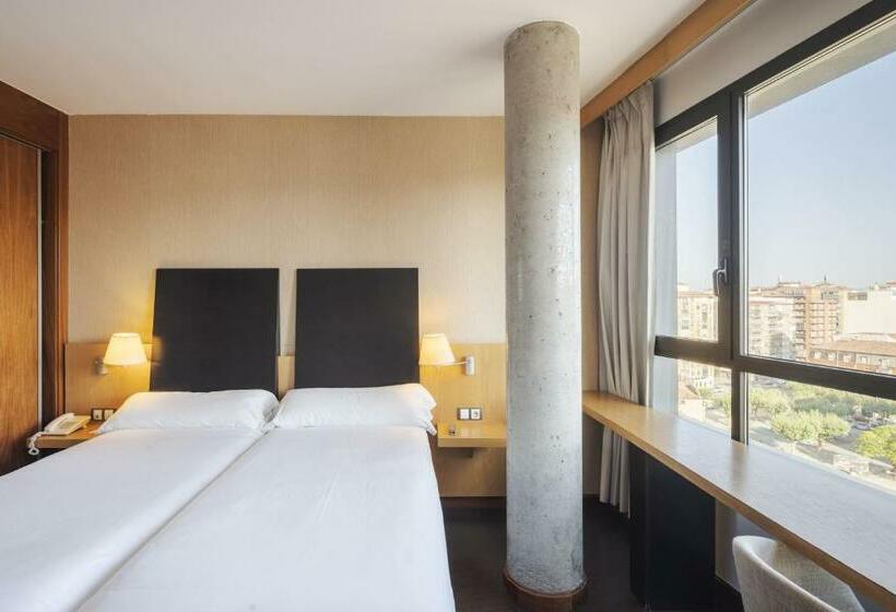 اتاق لوکس, Rice Bulevar