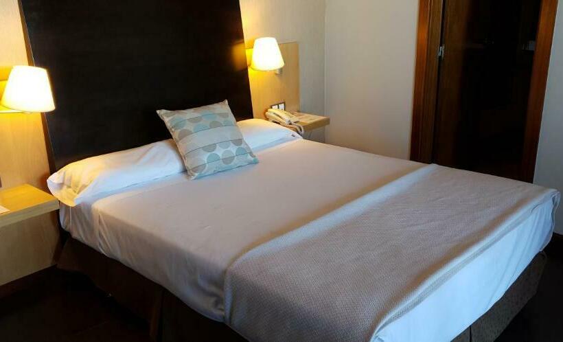 اتاق استاندارد با تراس, Rice Bulevar