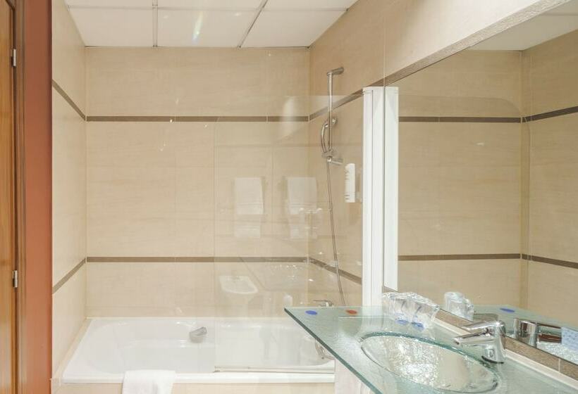 اتاق استاندارد, Rice Bulevar