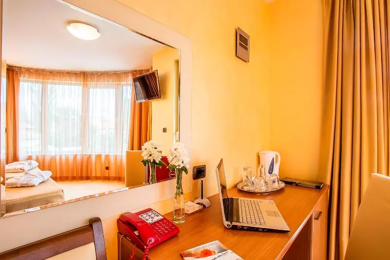 Standard-huone, Europe Hotel   Free Underground Parking