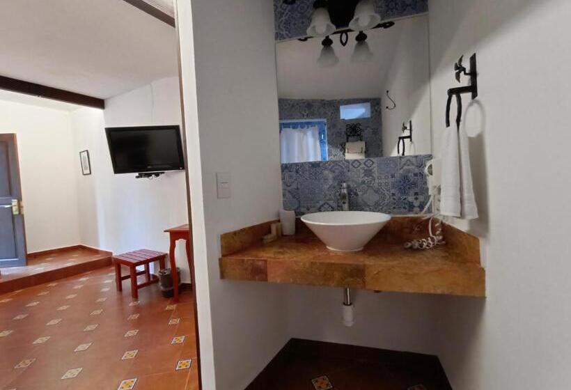 디럭스 룸, Hacienda Monteverde San Miguel De Allende
