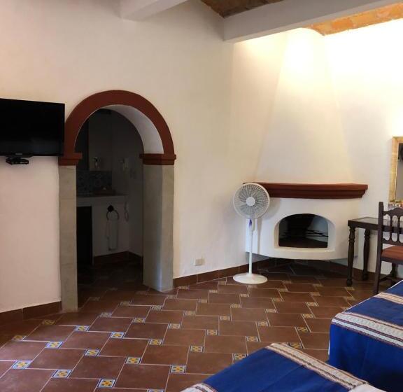 디럭스 룸, Hacienda Monteverde San Miguel De Allende