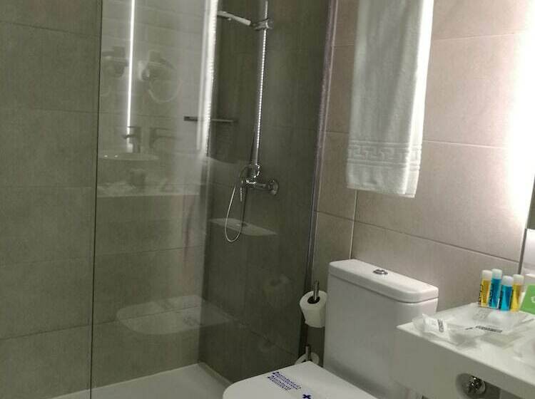 סוויטת ג'וניור, Fergus Cactus Garden