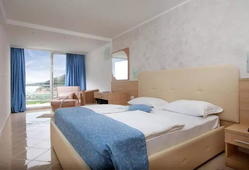 バルコニー付きスタンダードルーム, Mimosa Lido Palace Maslinica Hotels & Resorts