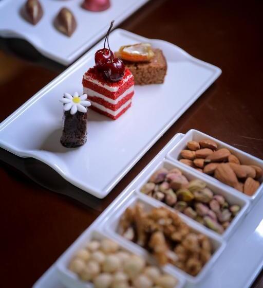 带大床的经典房间, Mövenpick Hotel Jeddah