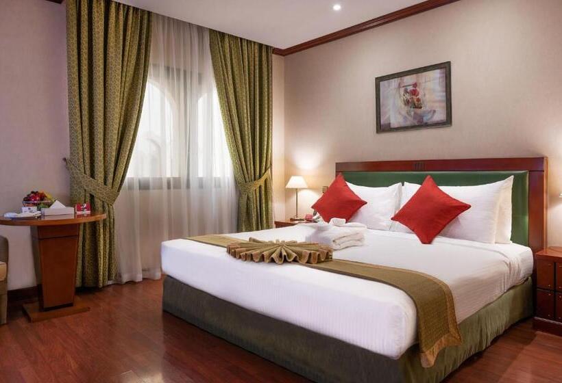 带大床的经典房间, Mövenpick Hotel Jeddah