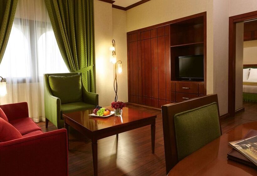 豪华套房, Mövenpick Hotel Jeddah