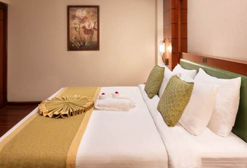 豪华套房, Mövenpick Hotel Jeddah