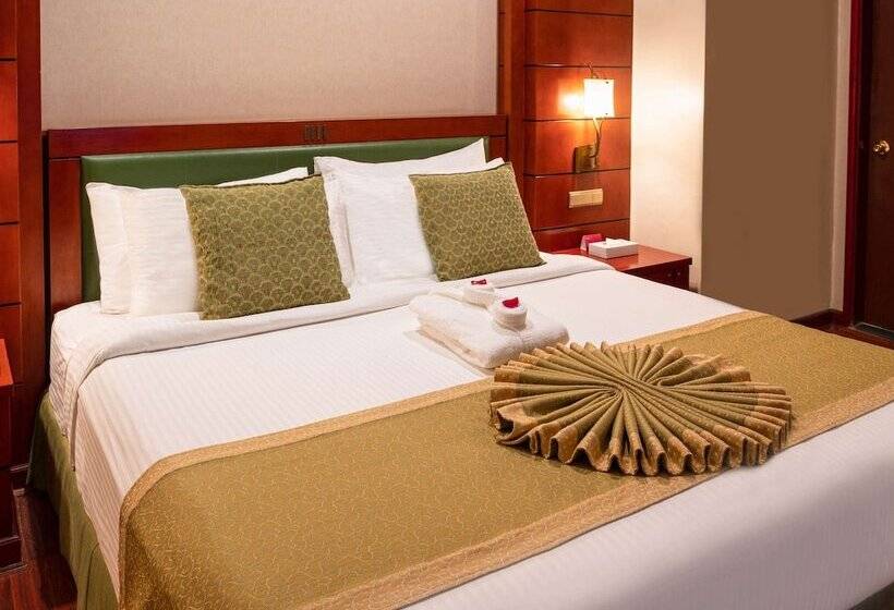 豪华套房, Mövenpick Hotel Jeddah