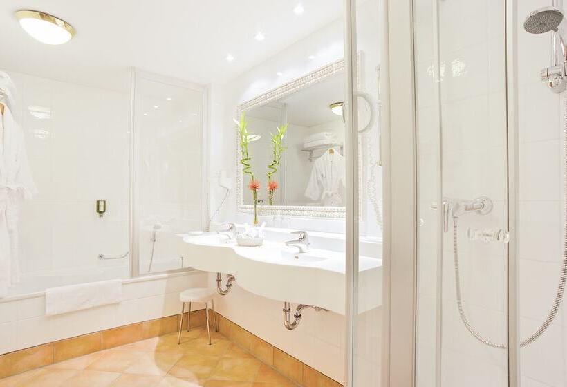 Quarto Familiar, Prinzregent München Messe