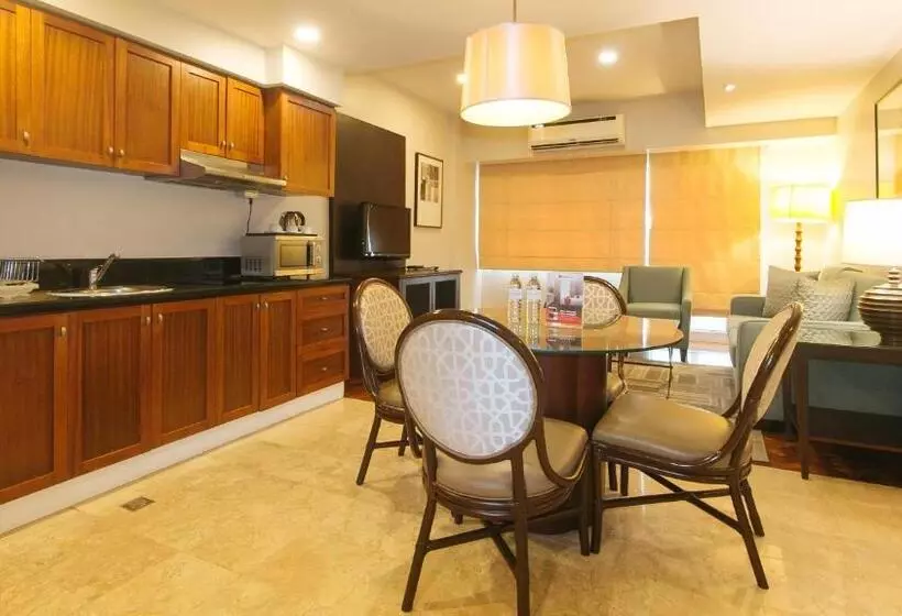 スイート, Reddoorz Premium At The Residences Olympia Makati