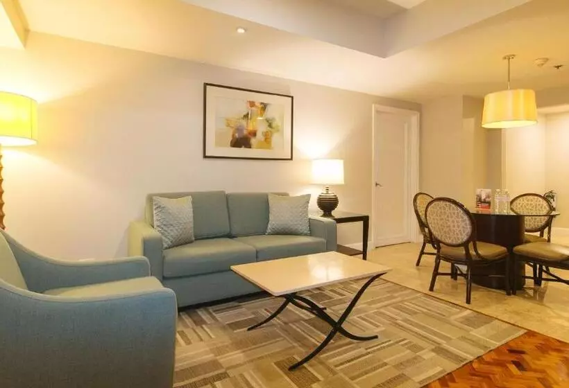 スイート, Reddoorz Premium At The Residences Olympia Makati