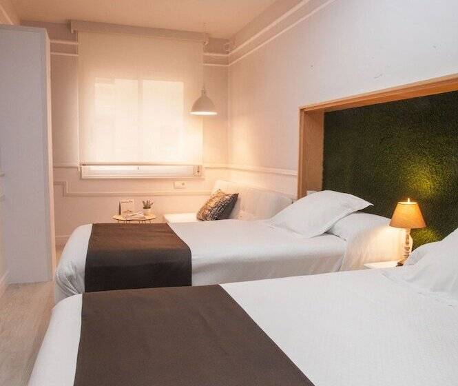 اتاق استاندارد, Ribes Roges