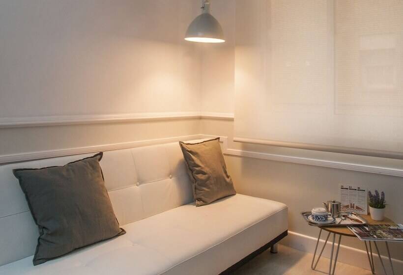 اتاق استاندارد, Ribes Roges