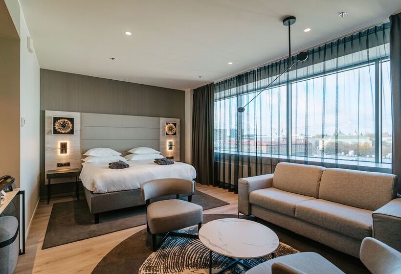 اتاق لوکس, Tallink City