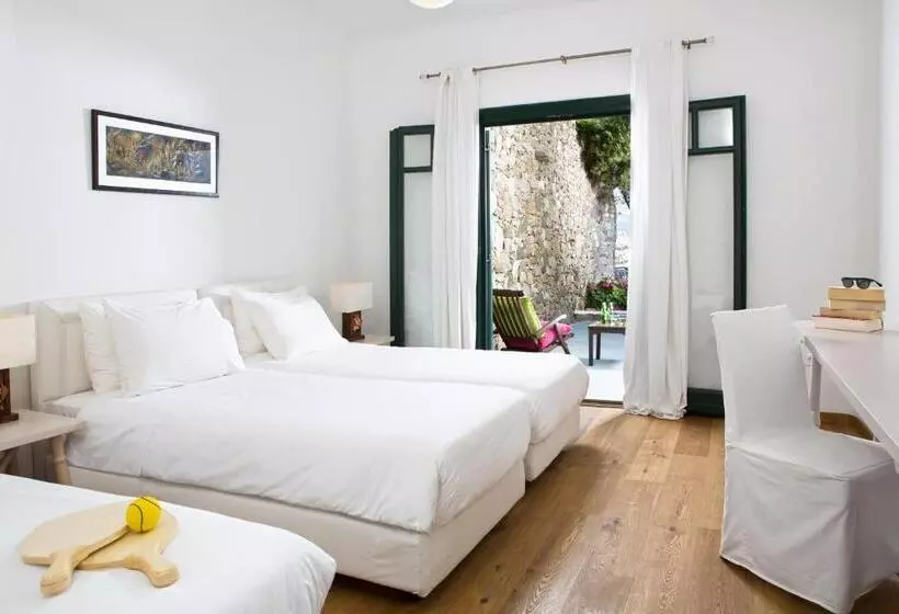 اتاق کلاسیک سه تخته, Tharroe Of Mykonos Boutique