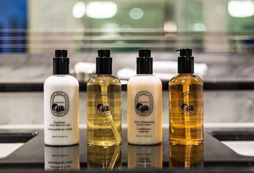 سوئیت کلاب, The Ritzcarlton, Berlin