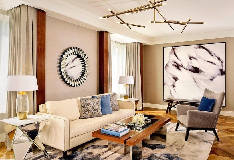 سوئیت کلاب, The Ritzcarlton, Berlin