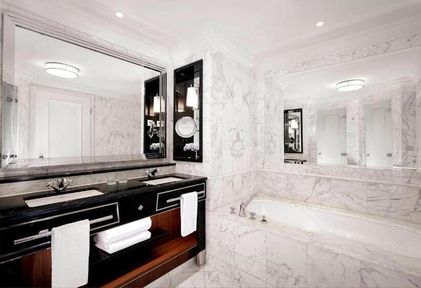 سوییت جونیور, The Ritzcarlton, Berlin