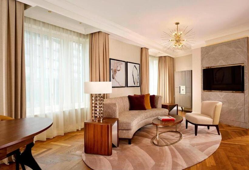سوییت جونیور لوکس, The Ritzcarlton, Berlin