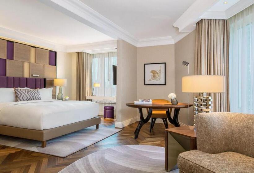 سوییت جونیور لوکس, The Ritzcarlton, Berlin