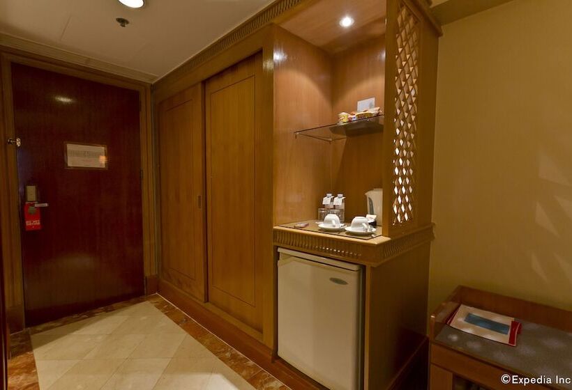 اتاق لوکس, Waterfront Cebu City Hotel & Casino