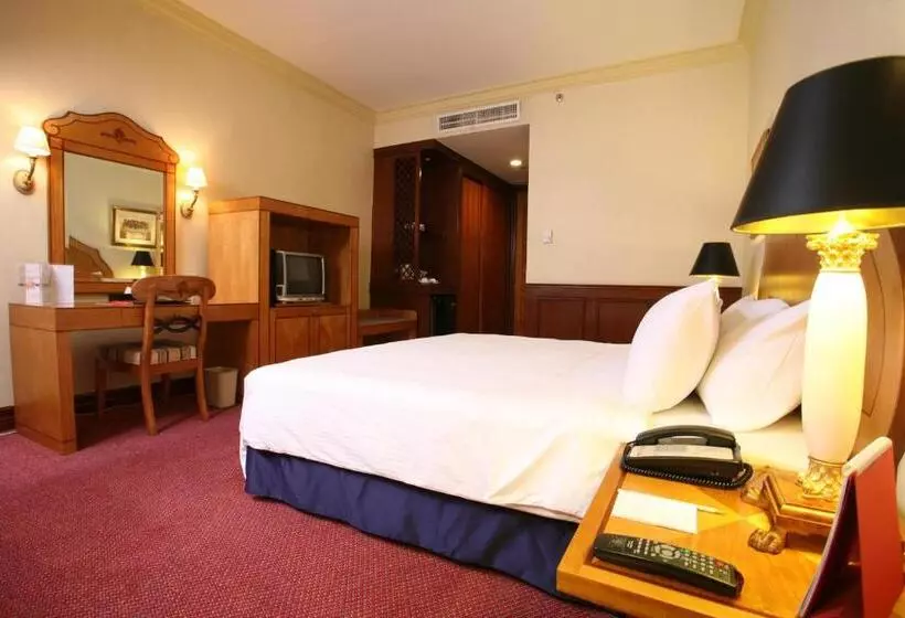 デラックスルーム, Waterfront Cebu City Hotel & Casino