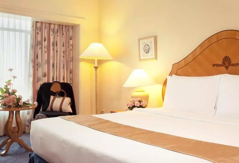 デラックスルーム, Waterfront Cebu City Hotel & Casino