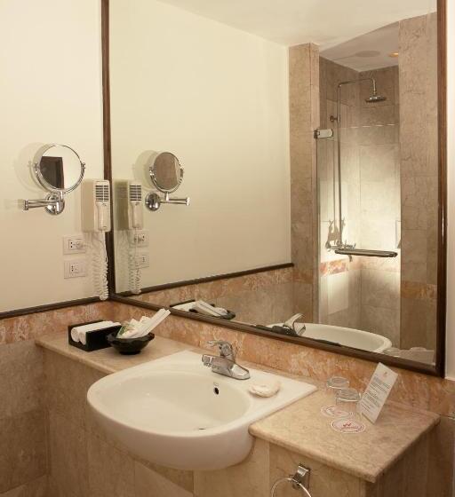 اتاق استاندارد, Waterfront Cebu City Hotel & Casino