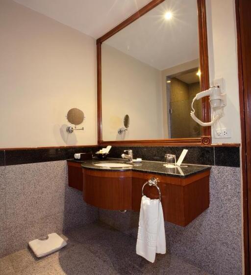 스위트, Waterfront Cebu City Hotel & Casino