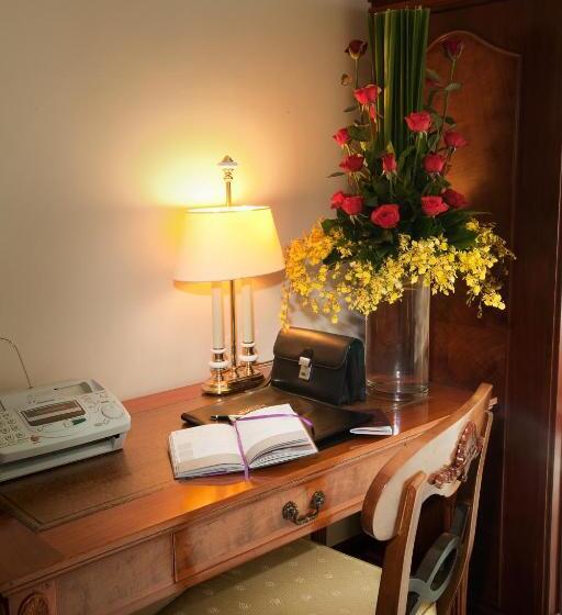 سوییت, Waterfront Cebu City Hotel & Casino