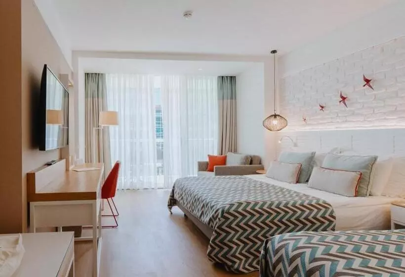 اتاق استاندارد, Akra Kemer