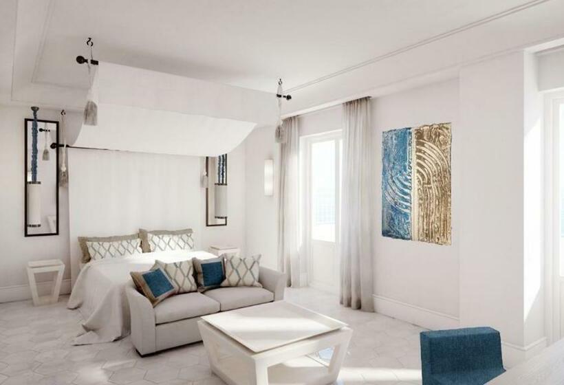 غرفة ديلوكس, Furore Grand