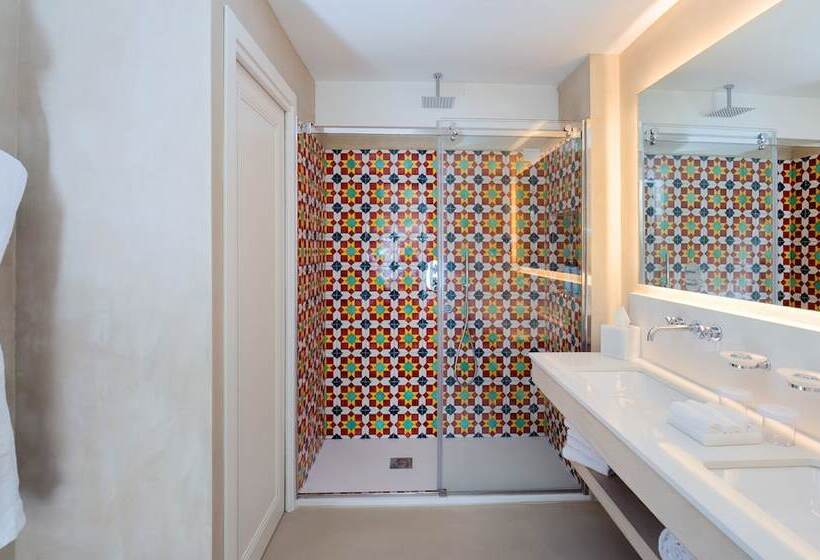 جناح جونيور, Furore Grand