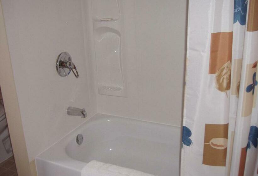 经典四人房间, Auberge L Intermède Du Lac