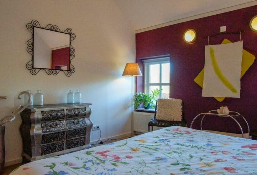 غرفة قياسية, Dreumelse Waard