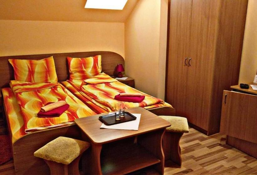 バルコニー付きスタンダードルーム, Picnic Panzio