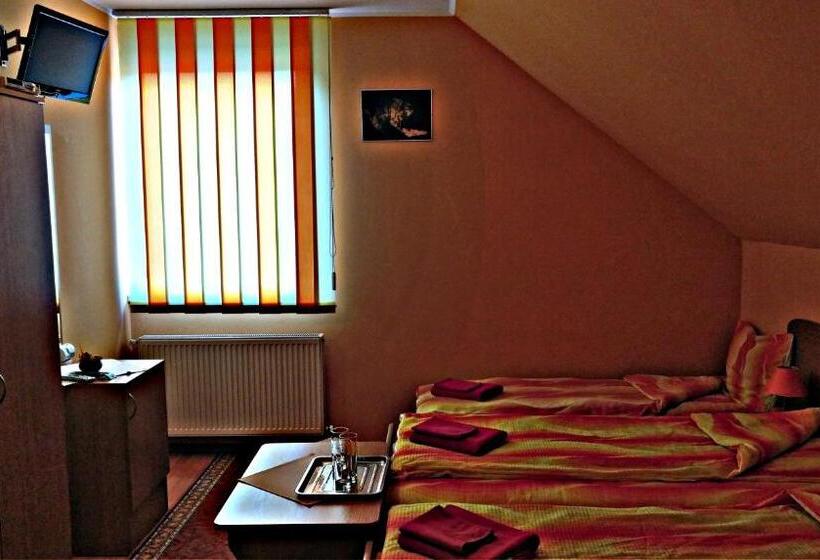 ファミリールーム, Picnic Panzio