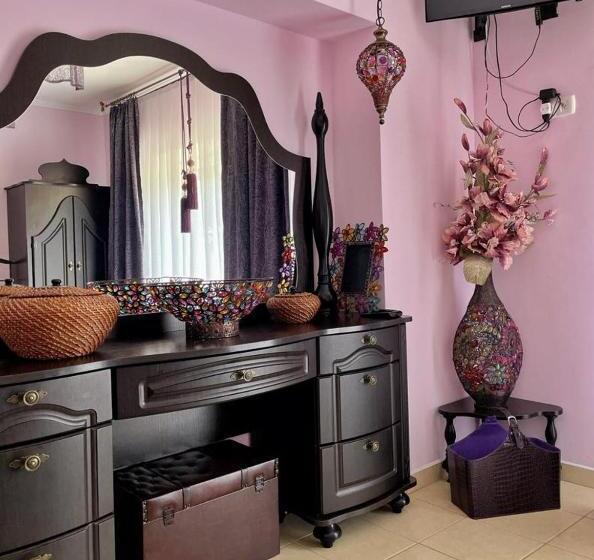 ３ベッドルームハウス, панівецька садиба