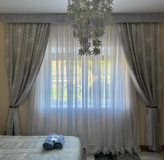 ３ベッドルームハウス, панівецька садиба