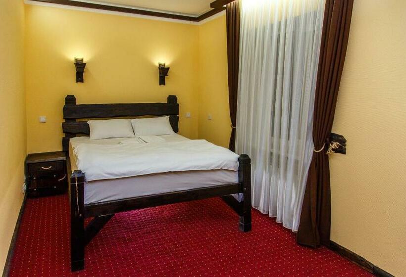 اتاق استاندارد, Dniprovskiy Dvir