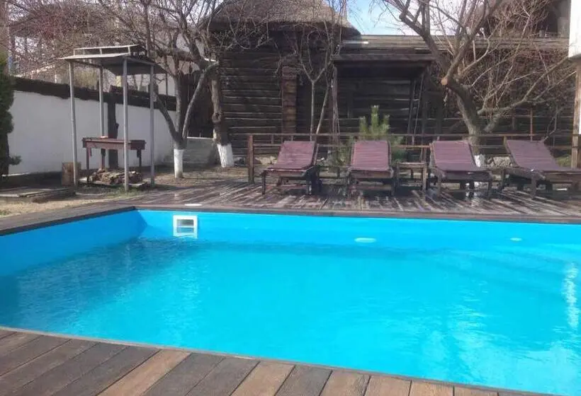5寝室のヴィラ, Dniprovskiy Dvir