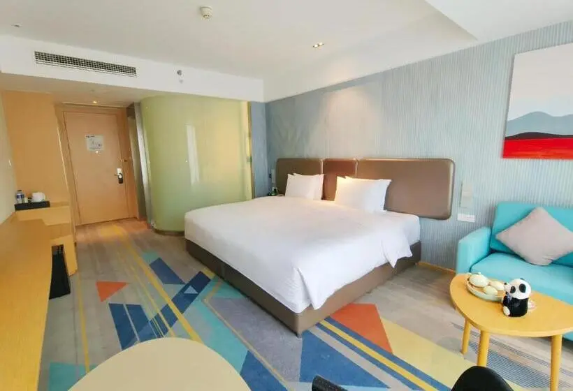 キングサイズベッドのスタンダードルーム, Holiday Inn Express Chengdu Tianhe, An Ihg