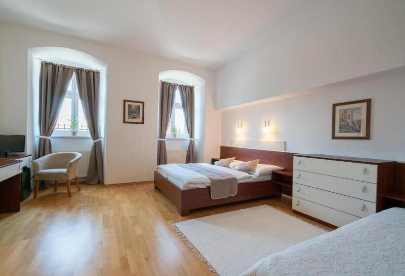 四人标准间, Kúria Beckov Penzión