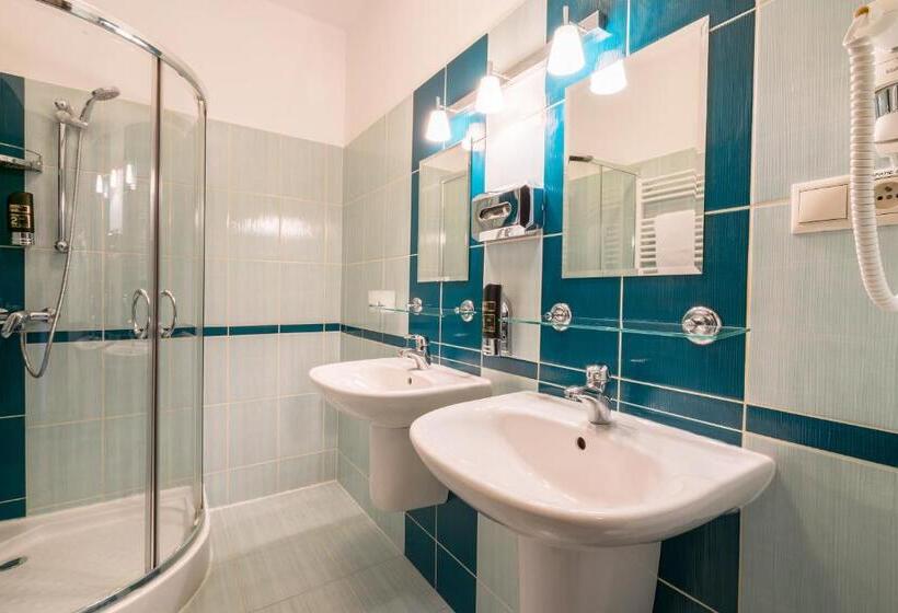 小型套房, Kúria Beckov Penzión