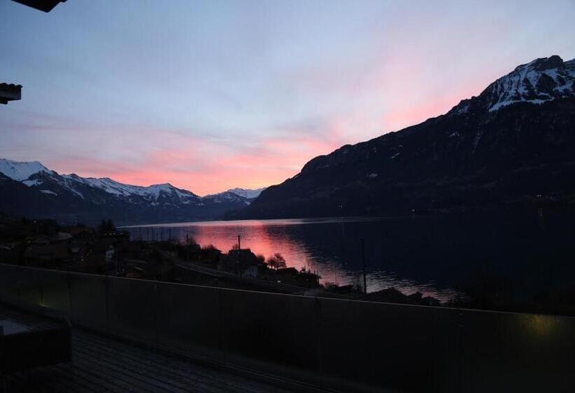 חדר דחוקס עם מיטת קינג, Lakeview Bei Interlaken