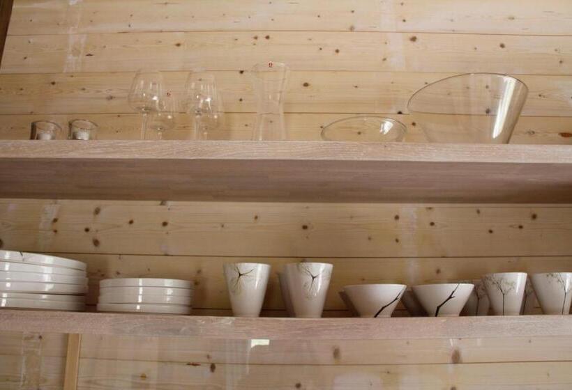 Студия Superior, Lindeborgs Eco Retreat