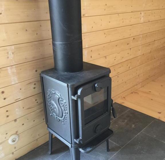 إستوديو سوبيريور, Lindeborgs Eco Retreat