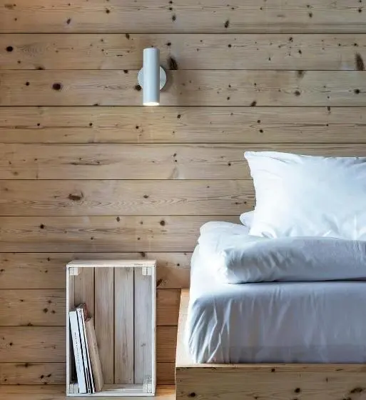 スーペリアスタジオ, Lindeborgs Eco Retreat
